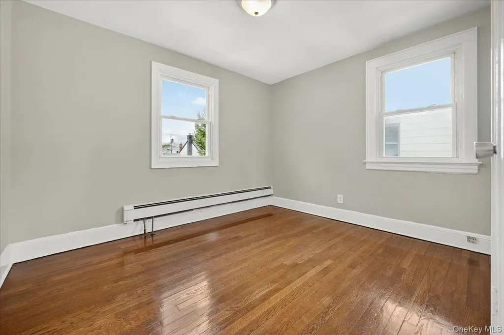 59 Broadfield Road Hempstead NY 11550