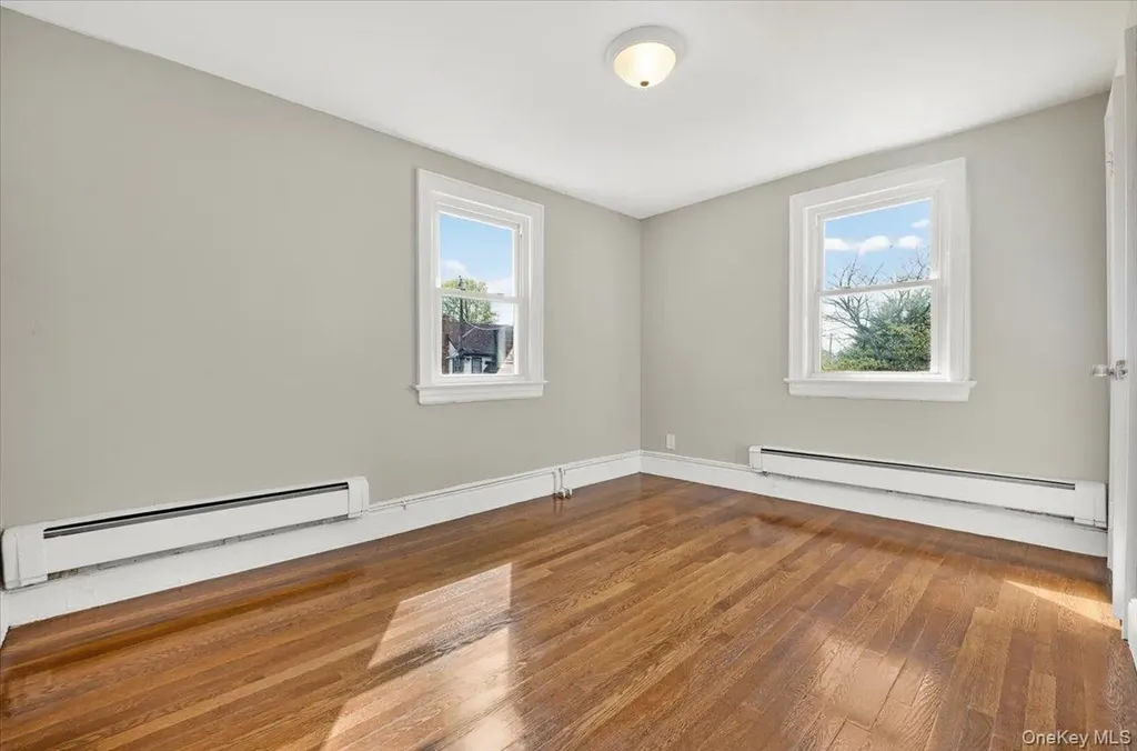59 Broadfield Road Hempstead NY 11550