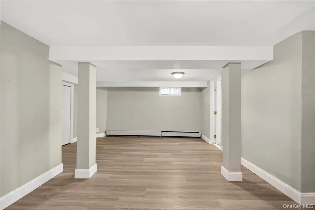 59 Broadfield Road Hempstead NY 11550