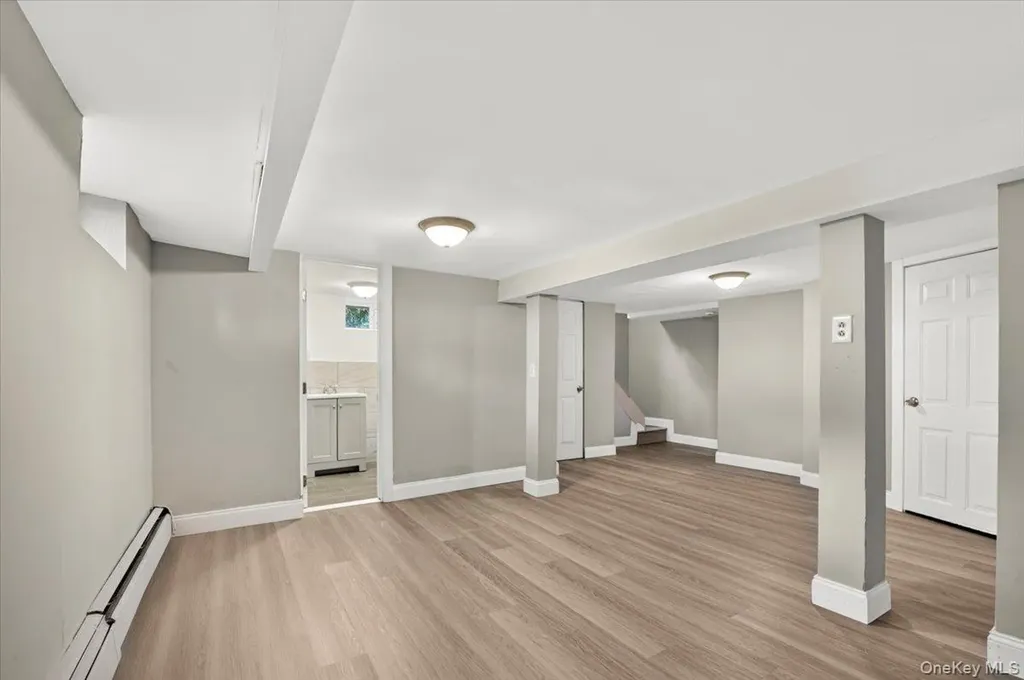 59 Broadfield Road Hempstead NY 11550