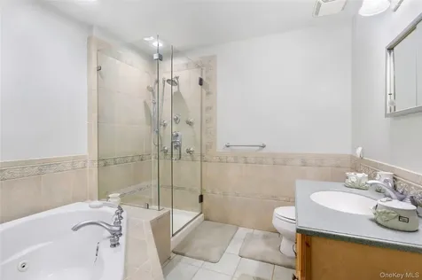 24 Leisure Way Mohegan Lake NY 10547