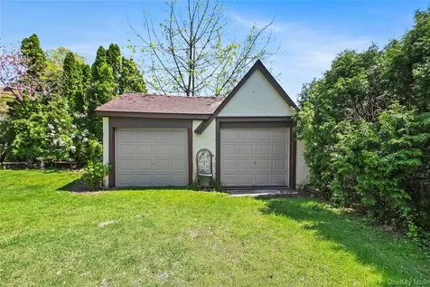 365 Old Mamaroneck Road White Plains NY 10605