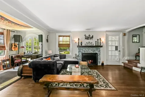 365 Old Mamaroneck Road White Plains NY 10605