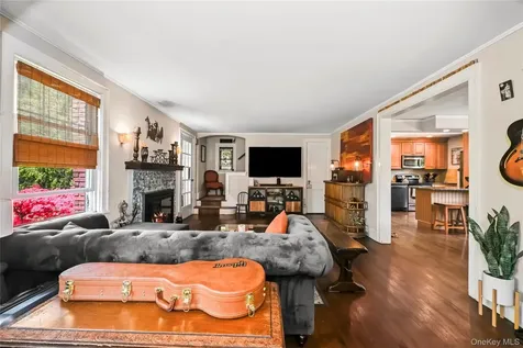 365 Old Mamaroneck Road White Plains NY 10605