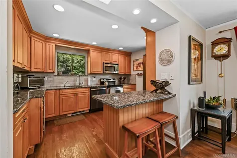 365 Old Mamaroneck Road White Plains NY 10605