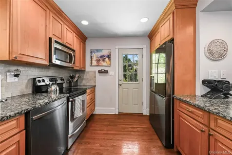 365 Old Mamaroneck Road White Plains NY 10605