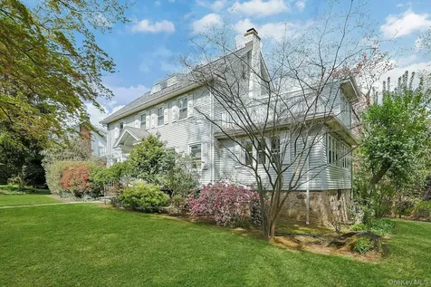 131 Fenimore Road New Rochelle NY 10804