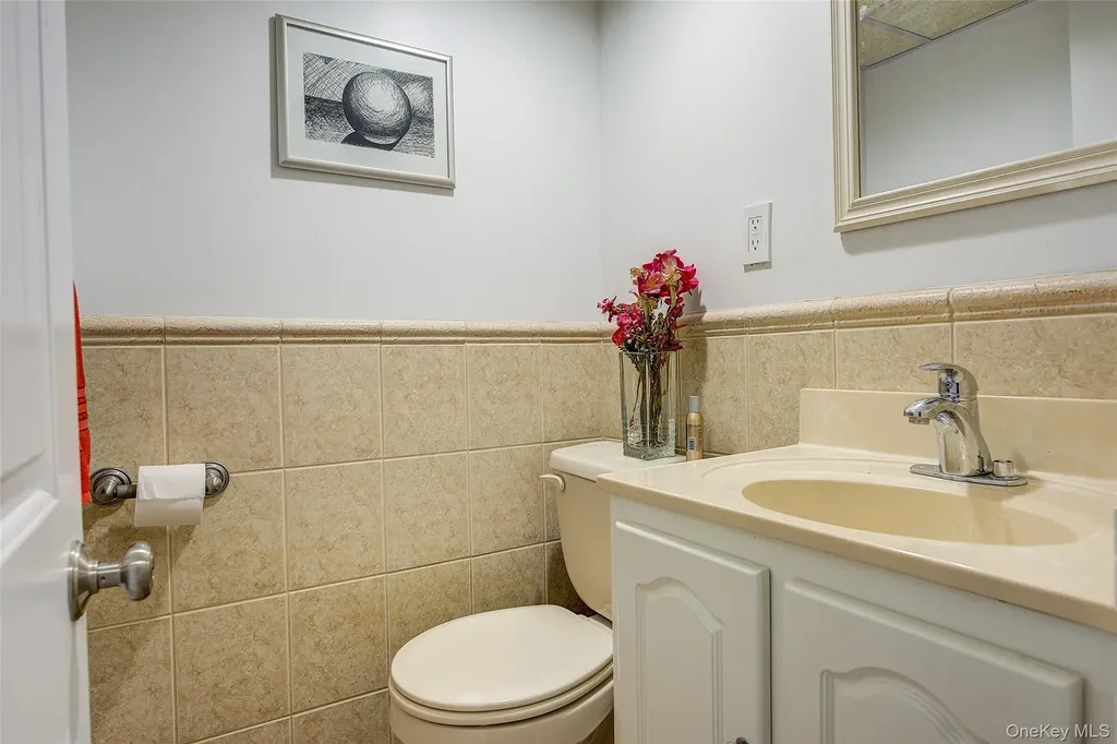201-04 24th Road Bayside NY 11360
