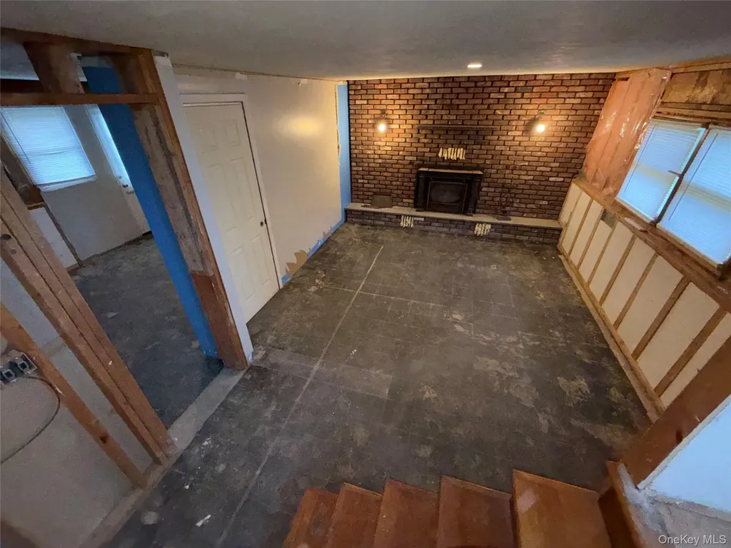 13 Schoonmaker Drive Gardiner NY 12525