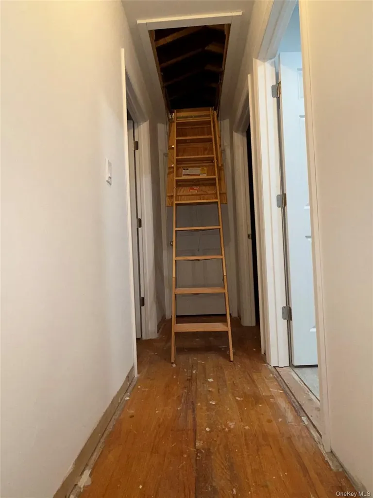 13 Schoonmaker Drive Gardiner NY 12525
