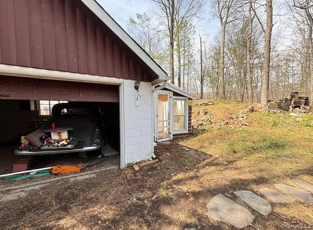 34 Cascade Lake Road Warwick NY 10990