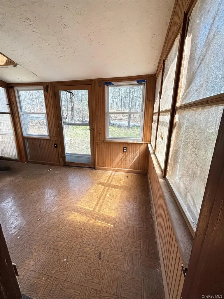34 Cascade Lake Road Warwick NY 10990