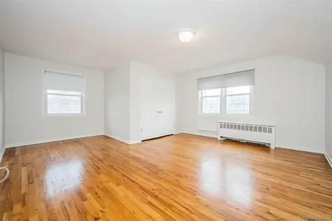 504 Pelham Road New Rochelle NY 10805