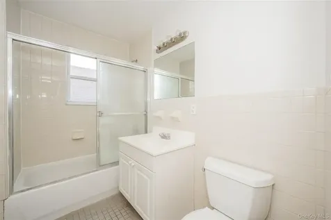 504 Pelham Road New Rochelle NY 10805