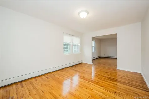 504 Pelham Road New Rochelle NY 10805