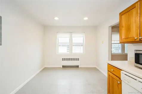 504 Pelham Road New Rochelle NY 10805