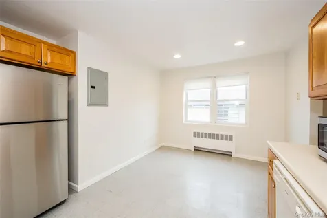 504 Pelham Road New Rochelle NY 10805