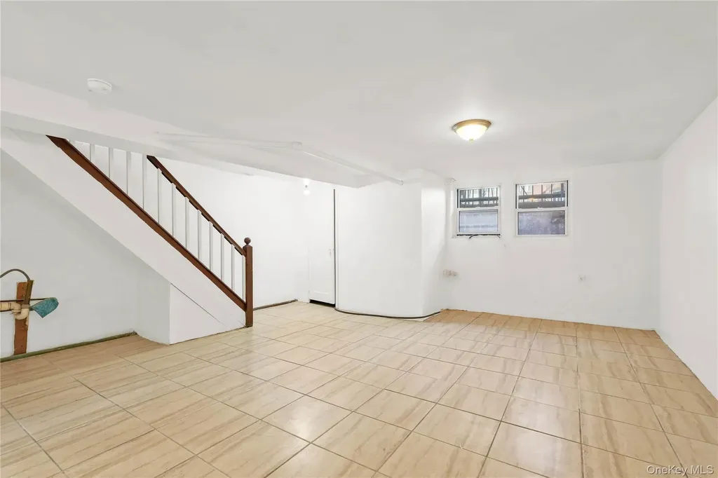 3319 143rd Street Flushing NY 11354
