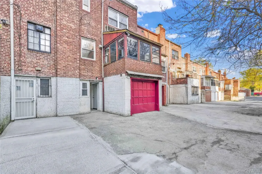 3319 143rd Street Flushing NY 11354