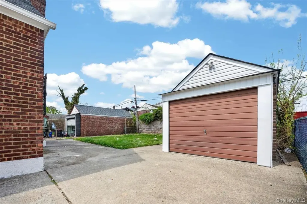18723 Brinkerhoff Avenue Jamaica NY 11412