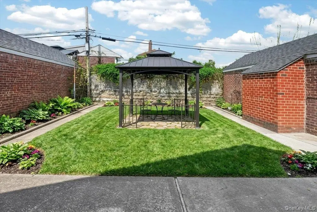 18723 Brinkerhoff Avenue Jamaica NY 11412