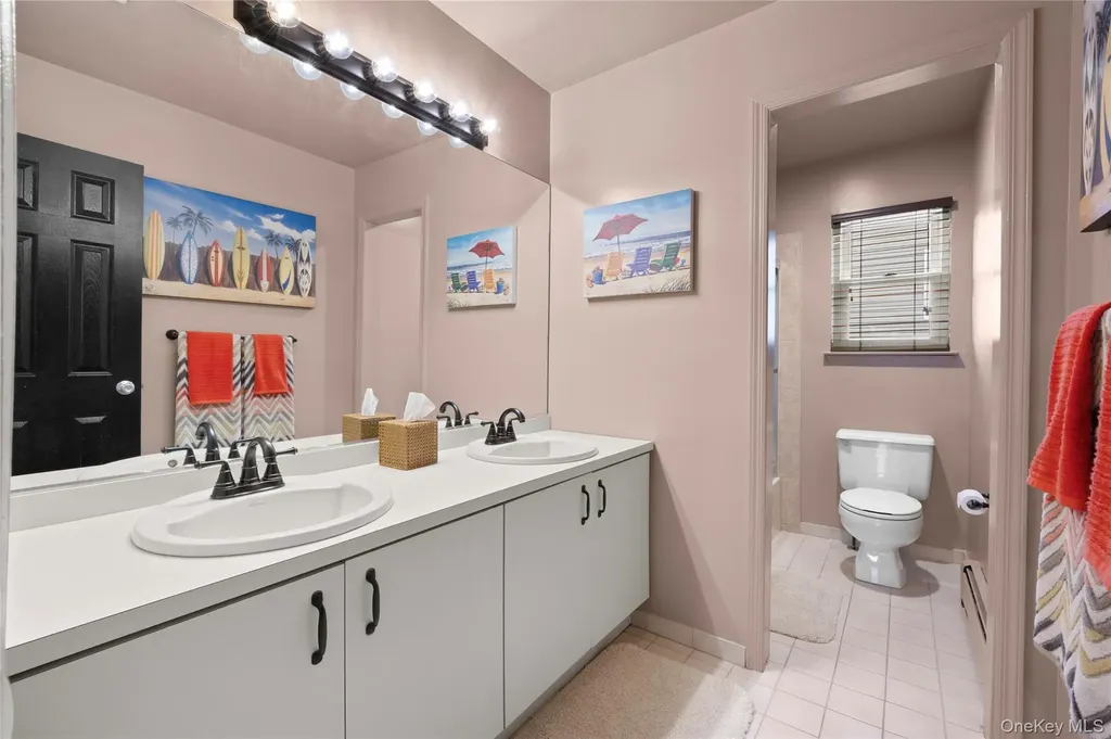 19 Jacob Road Plainview NY 11803