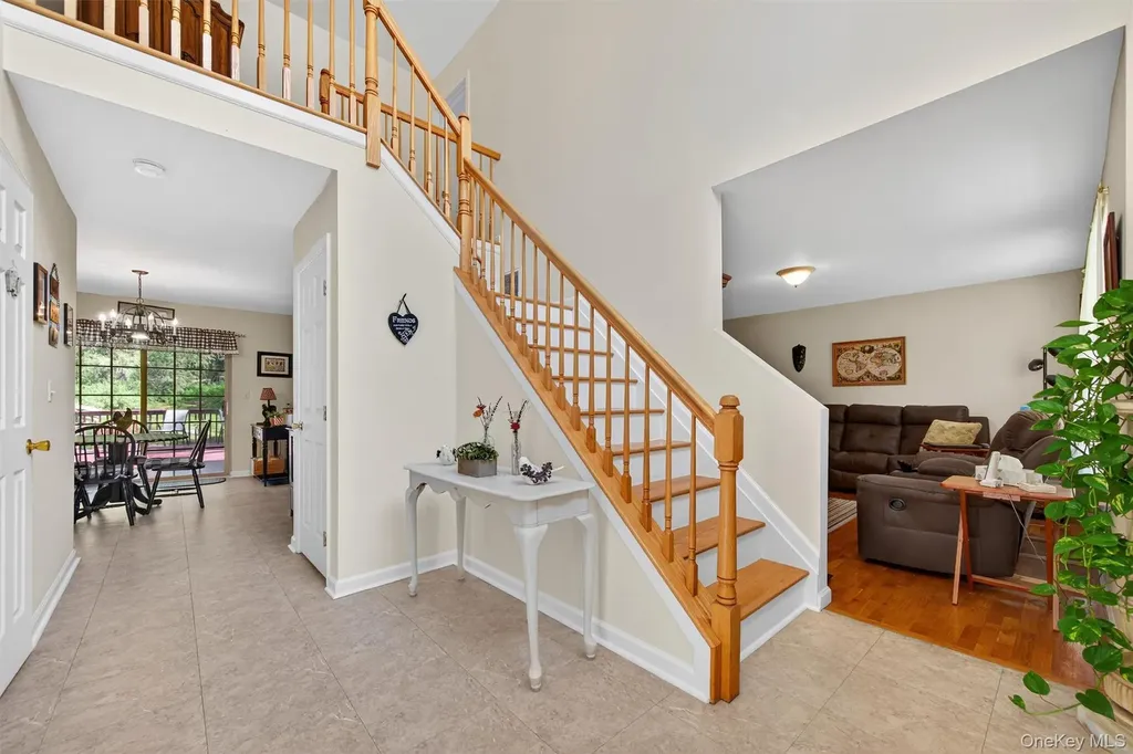 20 Bristol Circle Rock Hill NY 12775