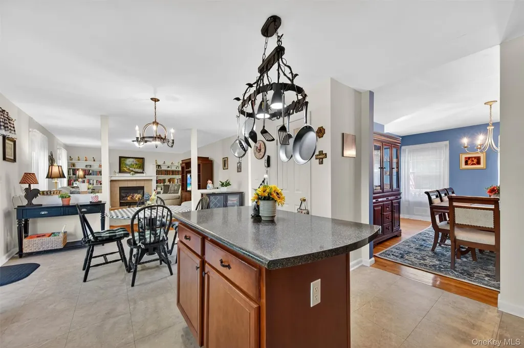 20 Bristol Circle Rock Hill NY 12775