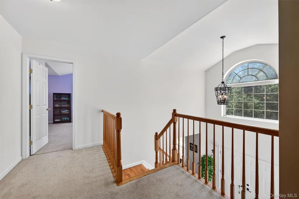 20 Bristol Circle Rock Hill NY 12775