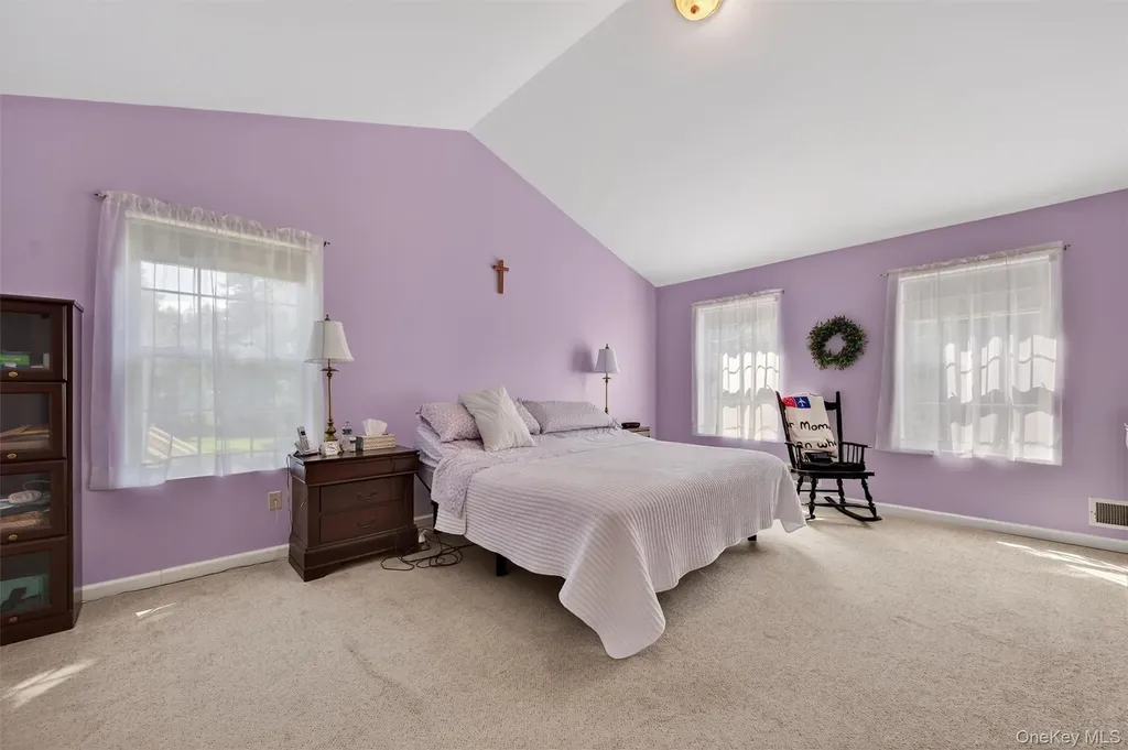 20 Bristol Circle Rock Hill NY 12775