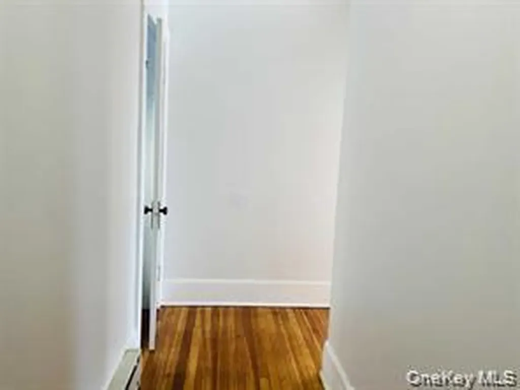 37 Roosevelt Avenue Poughkeepsie NY 12601