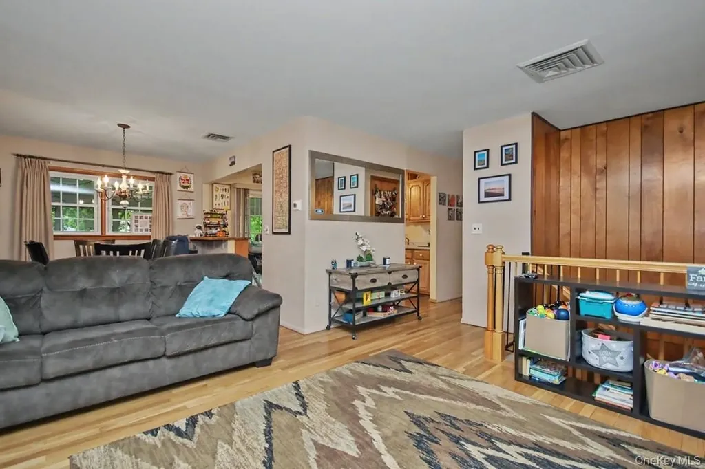 35 Sengstacken Drive Stony Point NY 10980