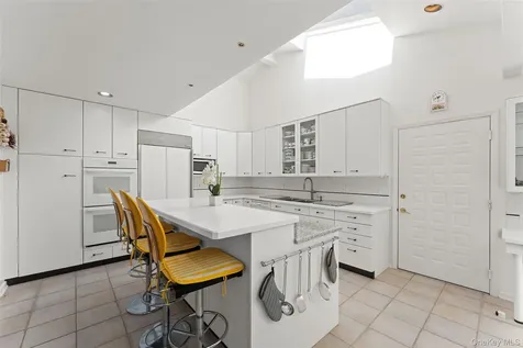 60 Old Aspetong Road Katonah NY 10536