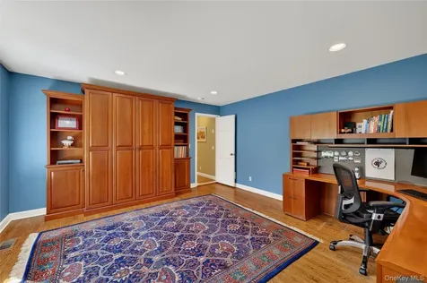 301 Bear Ridge Road Pleasantville NY 10570