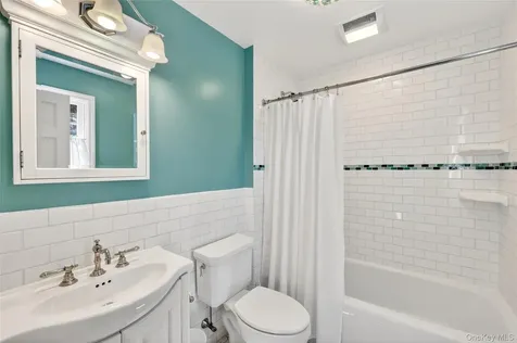 301 Bear Ridge Road Pleasantville NY 10570