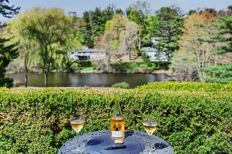 301 Bear Ridge Road Pleasantville NY 10570