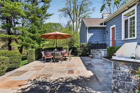 301 Bear Ridge Road Pleasantville NY 10570