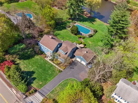 301 Bear Ridge Road Pleasantville NY 10570