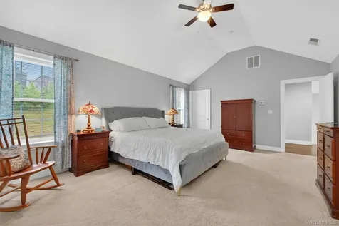 153 Stratford Drive Poughkeepsie NY 12603