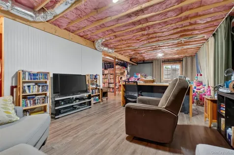 153 Stratford Drive Poughkeepsie NY 12603