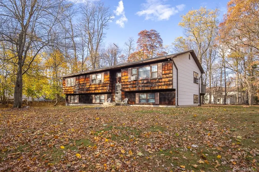 17 Parker Boulevard Monsey NY 10952