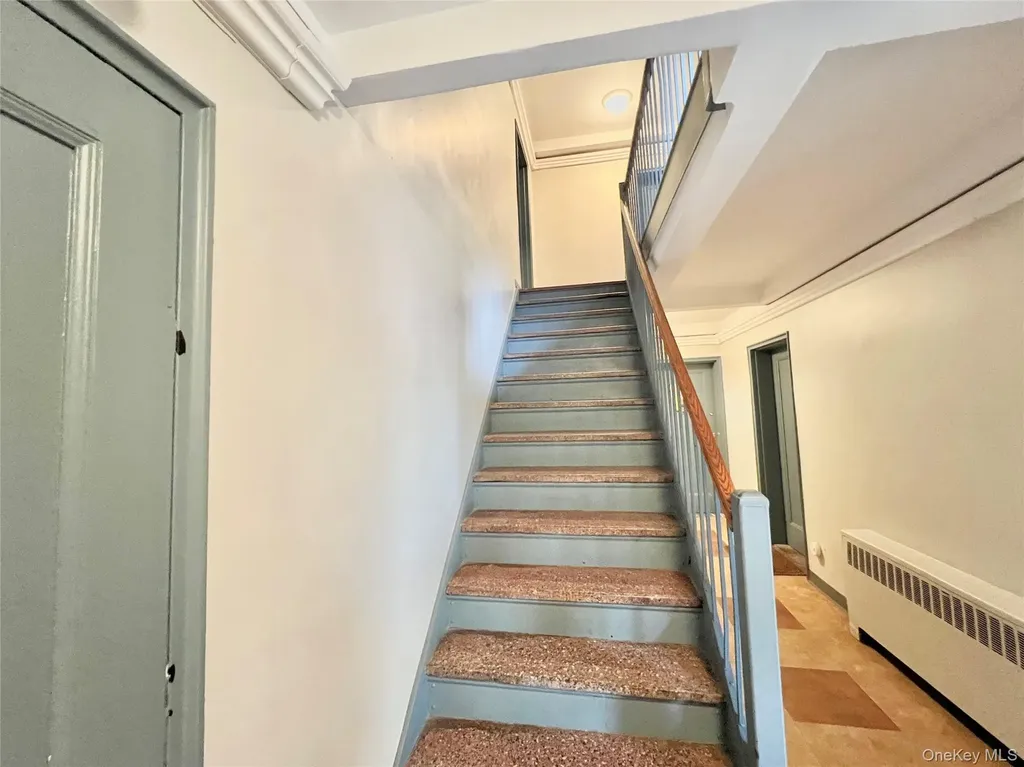 1 E Mill Drive Great Neck NY 11021