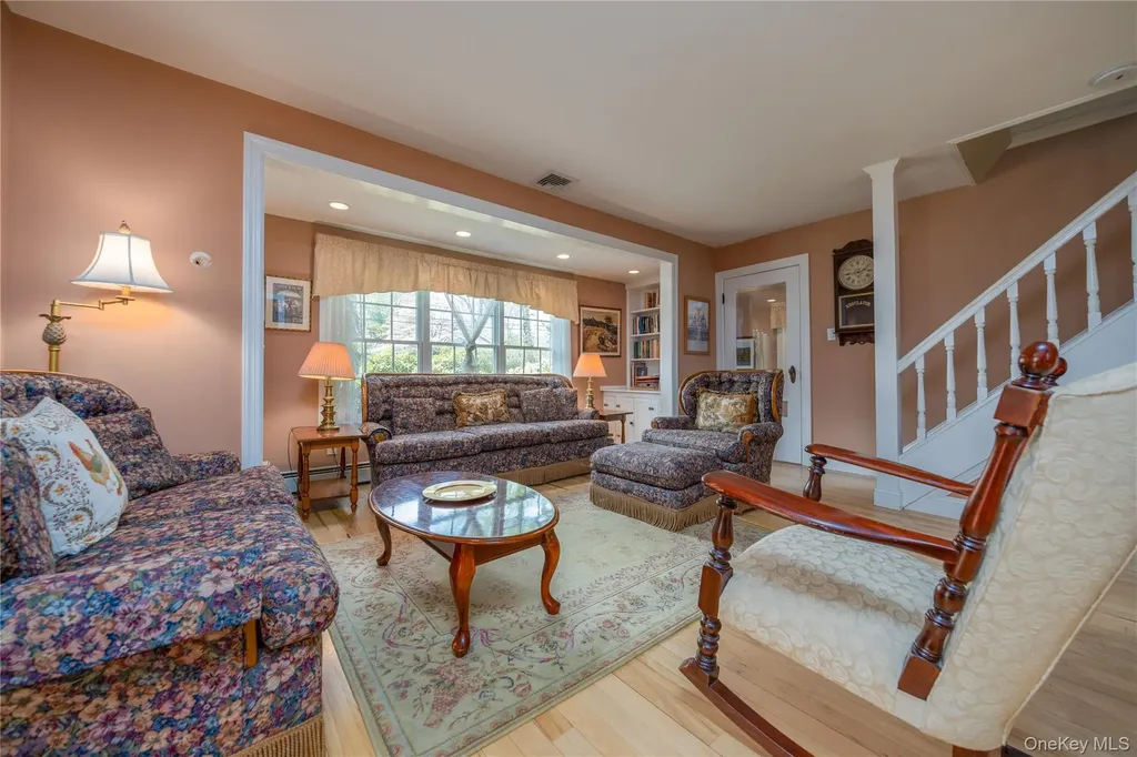 302 Laurel Road Pearl River NY 10965