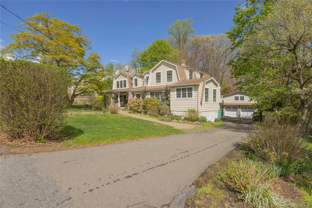 302 Laurel Road Pearl River NY 10965