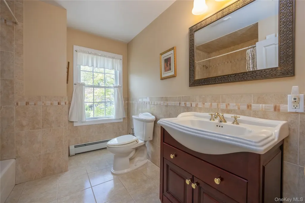 302 Laurel Road Pearl River NY 10965