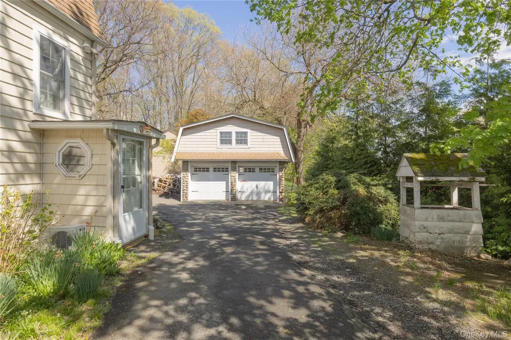 302 Laurel Road Pearl River NY 10965
