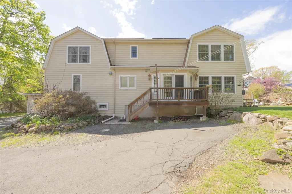 302 Laurel Road Pearl River NY 10965