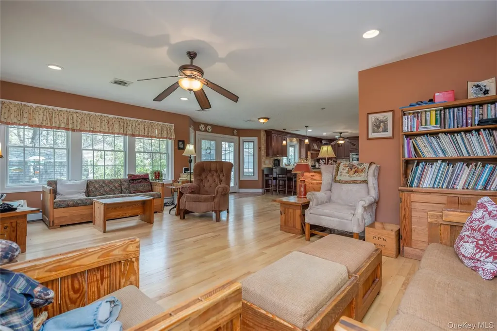 302 Laurel Road Pearl River NY 10965