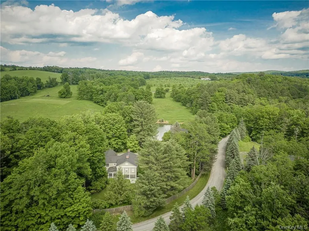 174 Ten Broeck Road Chatham NY 12037