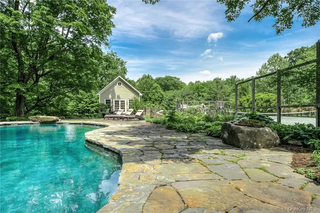 174 Ten Broeck Road Chatham NY 12037